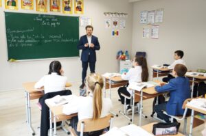 Elevii care studiază în limba română la Liceul Teoretic „Mihail Ciachir” din Ceadîr-Lunga beneficiază noi spații de învățare