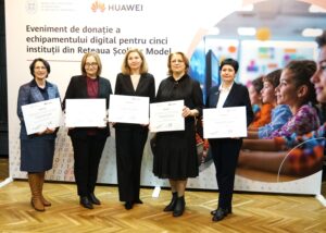 Tehnologia în sprijinul educației: Elevi din cinci școli model beneficiază de echipamente performante