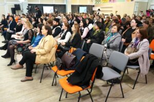 Ministerul Educației și Cercetării, în parteneriat cu UNICEF, lansează DigiProf – un program național pentru dezvoltarea competențelor digitale ale cadrelor didactice