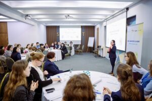 Manageri școlari instruiți în îmbunătățirea standardelor de apă, sanitație și igienă